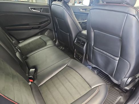 Used 2022 Ford Edge ST-Line AWD/4WD image 11