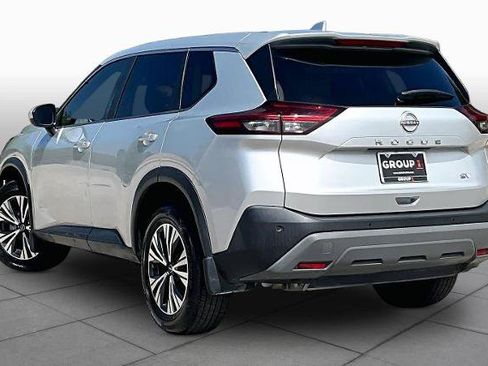 Certified 2023 Nissan Rogue SV FWD image 12