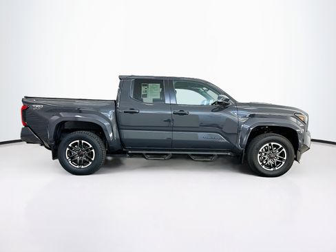 Used 2024 Toyota Tacoma TRD Sport w/ TRD Sport Upgrade Package image 10