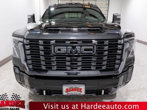 Used 2024 GMC Sierra 2500 Denali Ultimate w/ LPO, GMC Protection Package image 7