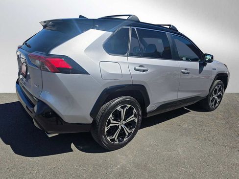 Used 2023 Toyota RAV4 XSE w/ Premium Package AWD/4WD image 3