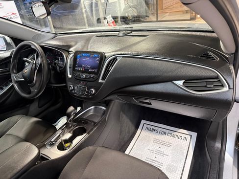 Used 2022 Chevrolet Malibu LT FWD image 55