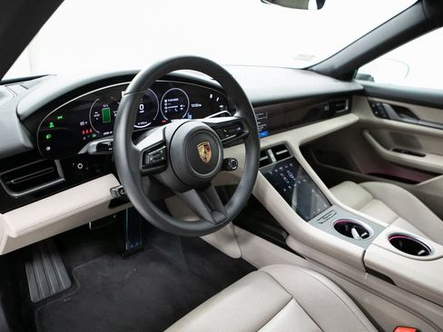 Certified 2025 Porsche Taycan image 4