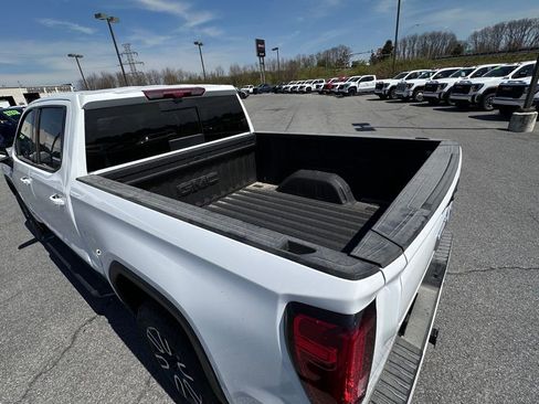 New 2026 GMC Sierra 1500 AT4 w/ AT4 Premium Package AWD/4WD image 39