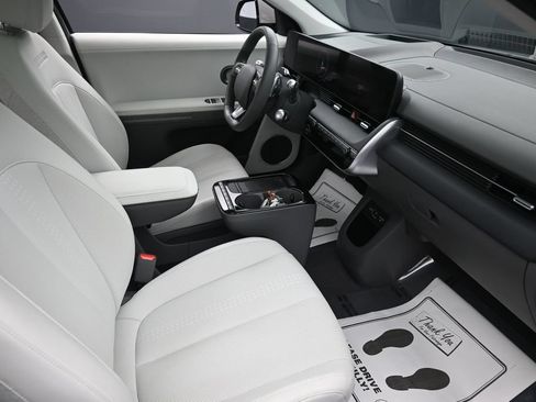 Used 2025 Hyundai Ioniq 5 Limited RWD image 35