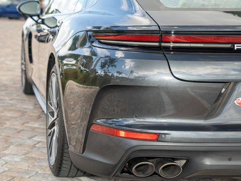 Used 2024 Porsche Panamera w/ Premium Package RWD image 11