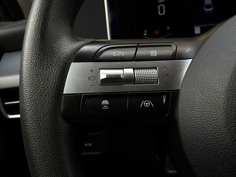 Used 2025 Hyundai Sonata SEL FWD image 34