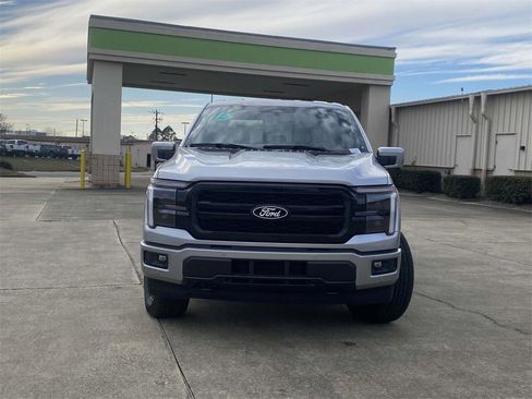 New 2025 Ford F150 Lariat w/ Equipment Group 501A Mid image 9