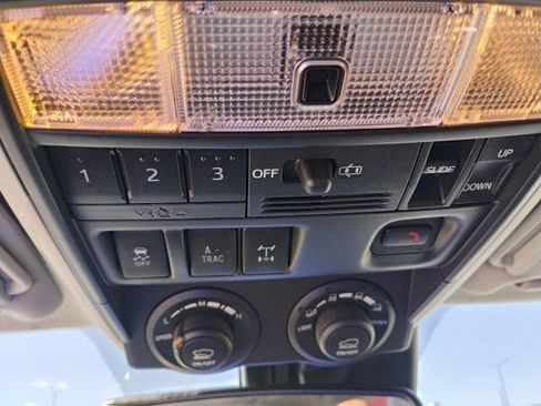 Used 2021 Toyota 4Runner TRD Off-Road Premium image 19