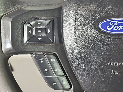 Used 2018 Ford F350 XL w/ Power Equipment Group AWD/4WD image 14
