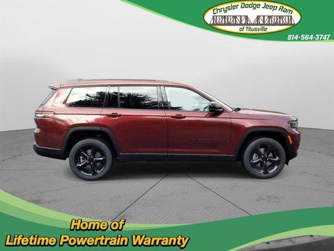 New 2025 Jeep Grand Cherokee L Laredo image 4