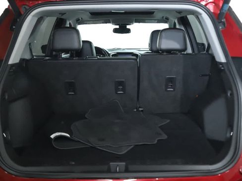 Used 2021 GMC Terrain SLT image 33