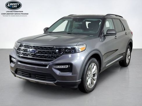 Used 2023 Ford Explorer XLT w/ Equipment Group 202A AWD/4WD image 7