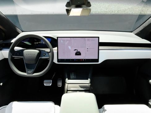 Used 2026 Tesla Model X Plaid AWD/4WD image 20