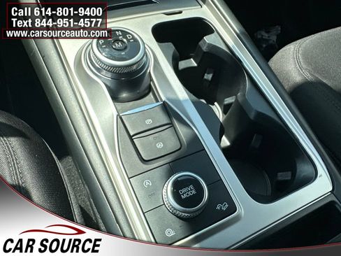 Used 2020 Ford Explorer XLT AWD/4WD image 18