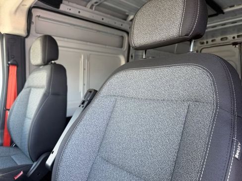 Used 2025 RAM ProMaster 2500 w/ Convenience Group FWD image 12