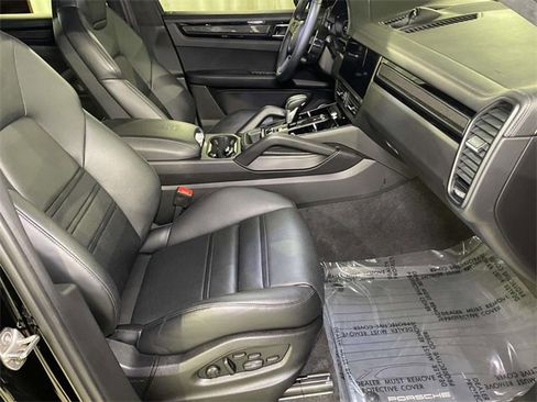 Used 2023 Porsche Cayenne Turbo GT image 24