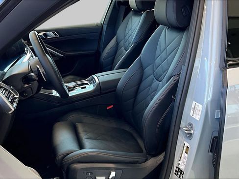 Used 2026 BMW X6 xDrive40i w/ Premium Package AWD/4WD image 7