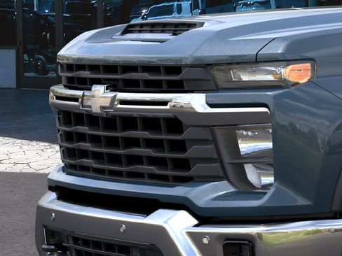 New 2026 Chevrolet Silverado 2500 LT AWD/4WD image 13
