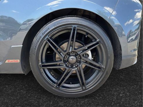 Used 2019 Hyundai Veloster Turbo Ultimate image 13