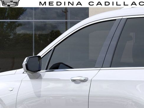 New 2025 Cadillac XT6 Luxury w/ LPO, Floor Liner Package image 13