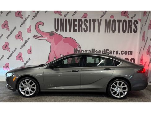 Used 2019 Buick Regal Avenir w/ Driver Confidence Package II image 9