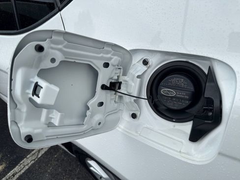Used 2025 Toyota Camry LE FWD image 18
