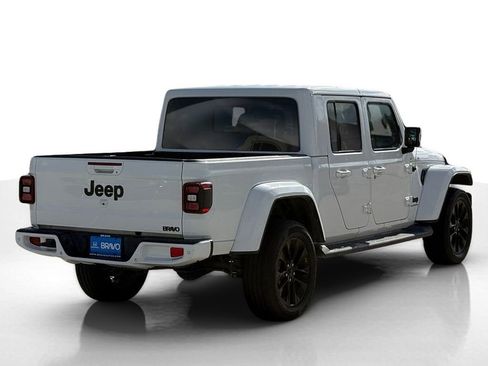 Used 2023 Jeep Gladiator Overland image 5