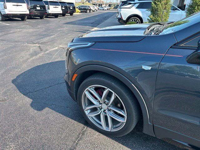 Used 2021 Cadillac XT4 Sport AWD/4WD image 10