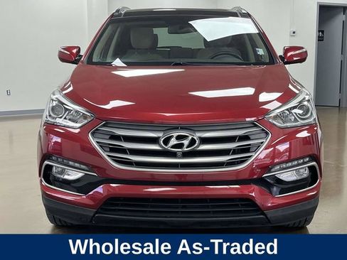 Used 2018 Hyundai Santa Fe Sport w/ 2.4L Tech Package 04 FWD image 2