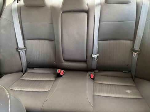 Used 2025 Nissan Altima 2.5 SV FWD image 39
