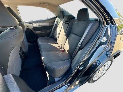 Used 2019 Toyota Corolla LE FWD image 22