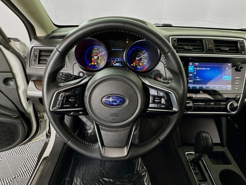 Used 2019 Subaru Outback 2.5i Limited w/ Popular Package #2 image 13