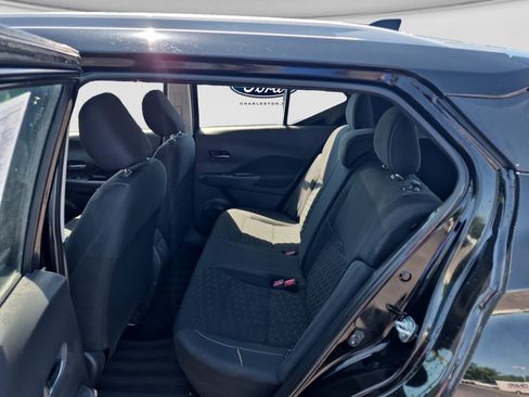 Used 2021 Nissan Kicks SV FWD image 33