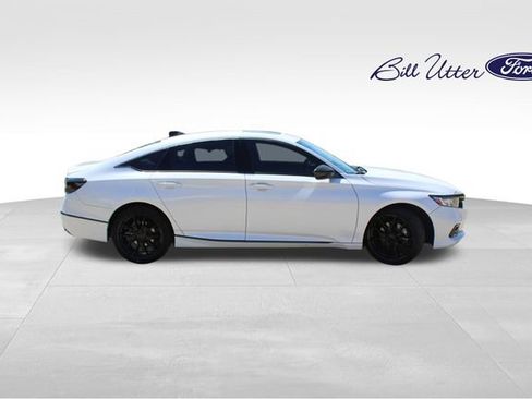 Used 2022 Honda Accord EX-L image 4