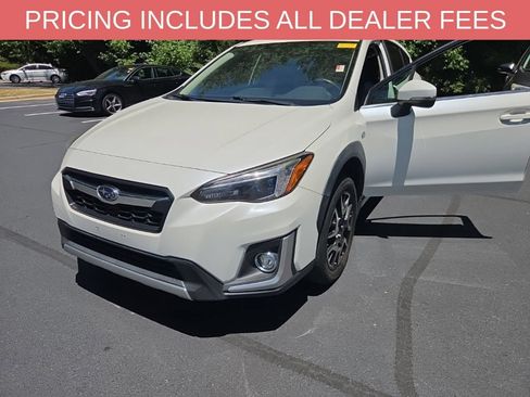 Used 2019 Subaru Crosstrek Hybrid w/ Moonroof Package w/Navigation AWD/4WD image 14