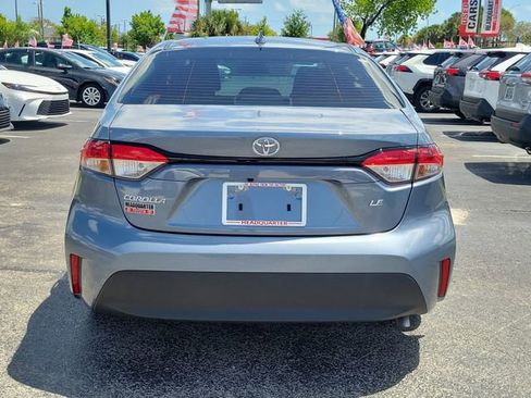Used 2025 Toyota Corolla LE FWD image 9