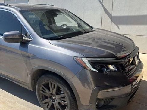 Used 2021 Honda Pilot Special Edition image 2