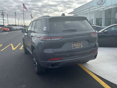 Used 2024 Jeep Grand Cherokee Limited 4xe image 12