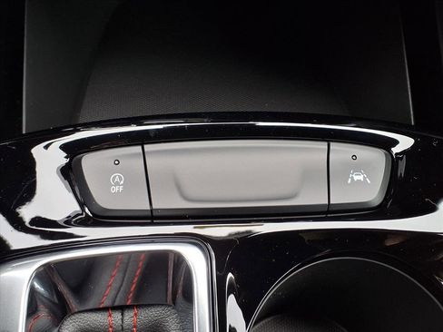 New 2026 Chevrolet Trax RS image 9