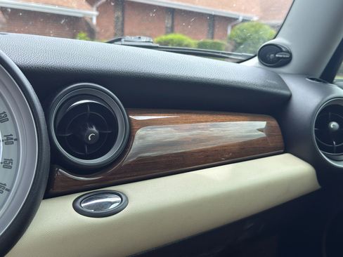 Used 2010 MINI Cooper S FWD image 21
