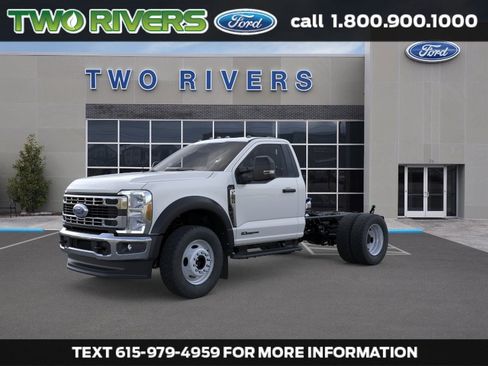 New 2025 Ford F550 4x4 Regular Cab Super Duty image 1