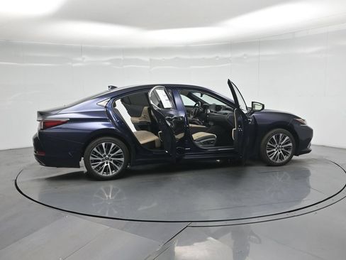 Used 2021 Lexus ES 350 w/ Premium Package FWD image 3