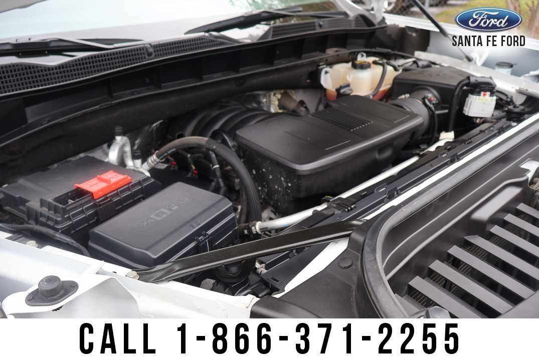 Used 2025 GMC Sierra 1500 SLT AWD/4WD image 34