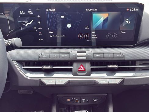 New 2025 Kia K4 GT-Line Turbo w/ GT-Line Premium Package FWD image 20