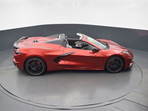 Used 2021 Chevrolet Corvette Stingray Premium Conv w/ Z51 Performance Package image 35