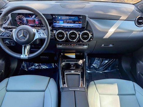 New 2026 Mercedes-Benz GLA 250 image 11