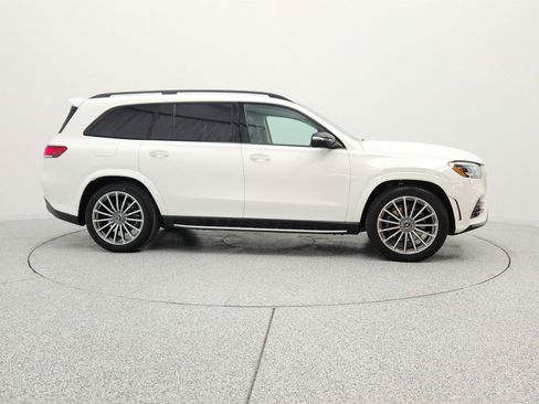Used 2023 Mercedes-Benz GLS 580 4MATIC image 4