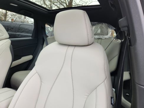 New 2026 Acura RDX SH-AWD image 9