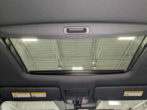 Used 2024 Honda Passport Black Edition image 18